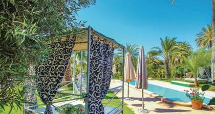 Villa „Teresa“ mit privatem Pool, WLAN und Klimaanlage