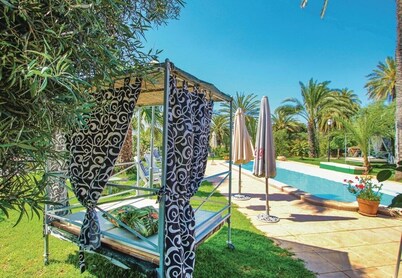 Villa 'Teresa' with Private Pool, Wi-Fi, and Air Conditioning
