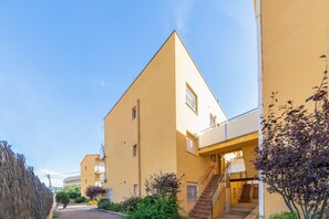 Exterior - Holiday Apartment 'Noenil' with Pool & Wi-Fi (L'Estartit)