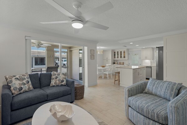 Smart TV, foosball, table tennis