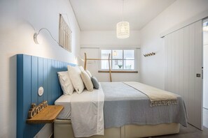 1 chambre, fer et planche Ă repasser, Wi-Fi gratuit, draps fournis