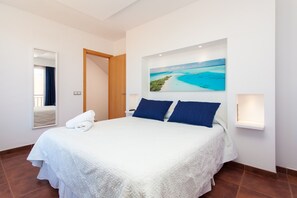 3 多间卧室、免费 WiFi、床单