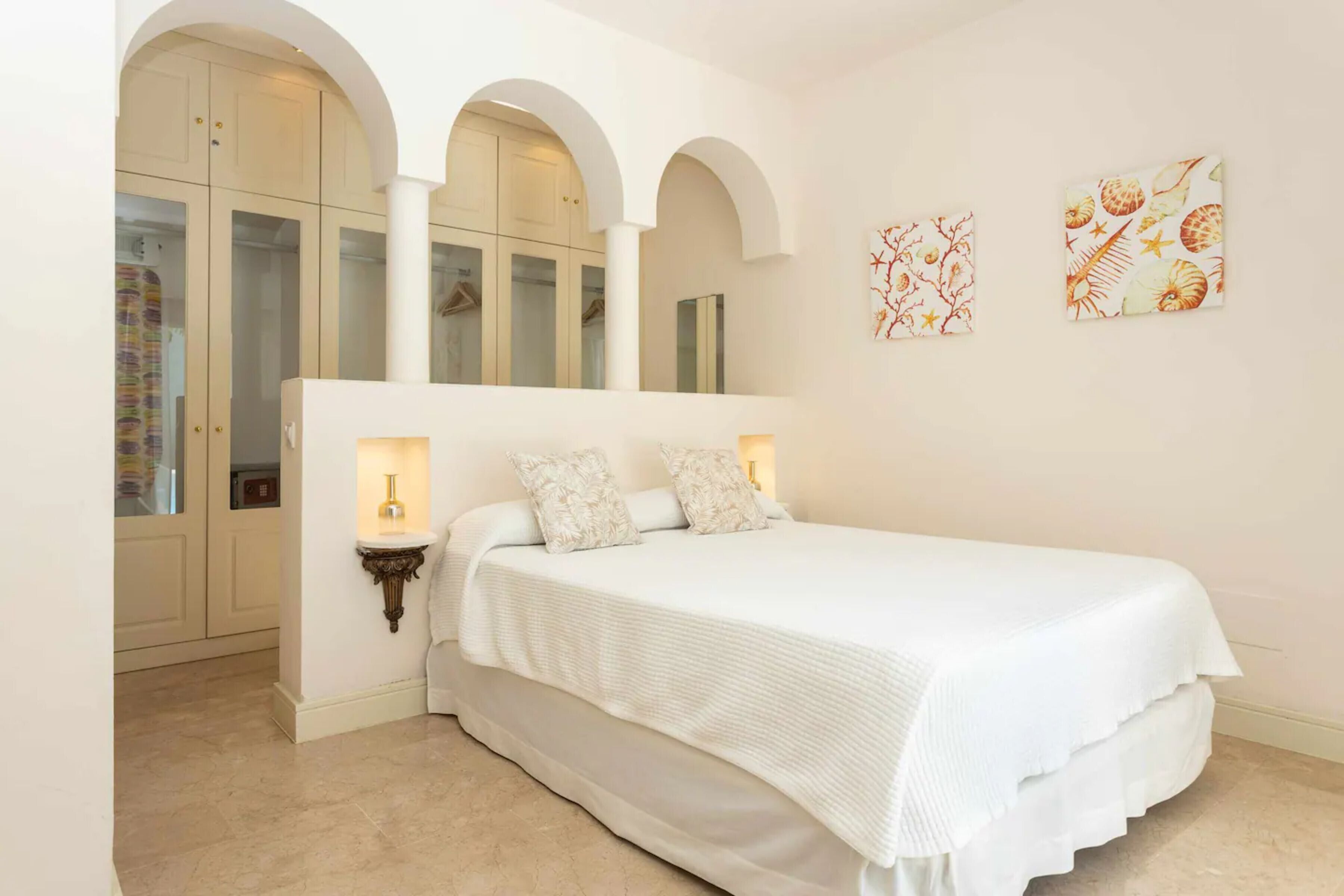 3 chambres, Wi-Fi gratuit, draps fournis