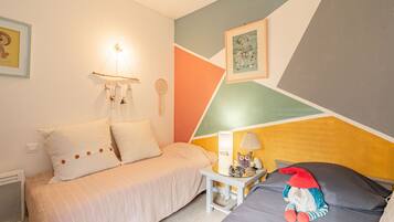 2 bedrooms, free WiFi, bed sheets