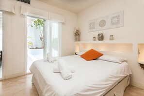 3 bedrooms, free WiFi, bed sheets