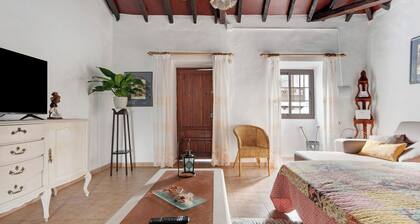 Vacation Home 'Casa Haba' with Sea View, Terrace & Wi-Fi