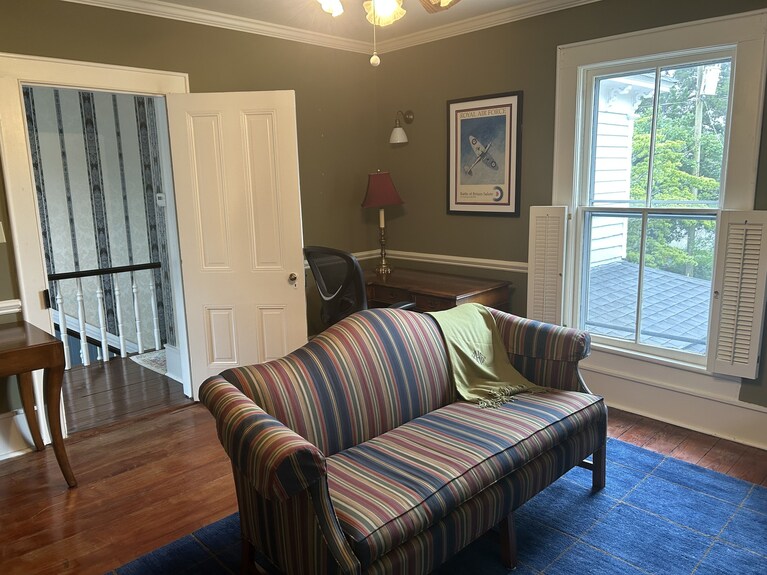 Historic 1889 Victorian Second Floor 2br Walk To Downtown Swindell House - Washington, NC