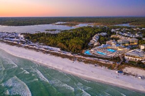 Beach nearby - Relaxing Stay Near Beach Club with Pool, Spa, Bikes, and LSV (Santa Rosa Beach)