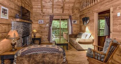 Whisper Creek 2 Bedroom Cabin by RedAwning