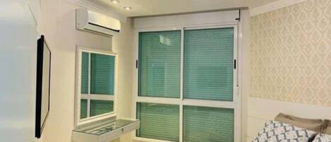 3 chambres, accĂšs Ă Internet