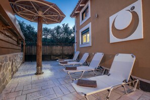 Terrace/patio - Zamor Family Villa 2! (Zakynthos)