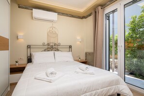 3 habitaciones, tabla de planchar con plancha, internet y ropa de cama