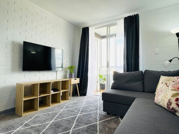 TV