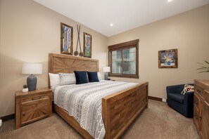 3 Schlafzimmer, Bügeleisen/Bügelbrett, Reisekinderbett, Internetzugang