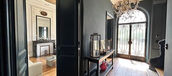 Large house with swimming pool and garden Bergerac center