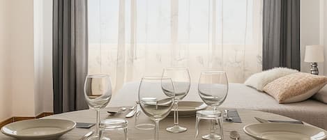 1 dormitori, wifi i roba de llit