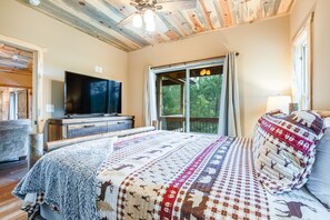 4 bedrooms, internet, bed sheets