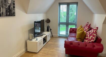 Debussys Guest House - 2 bed and 2 bathroom, near Saffron Walden