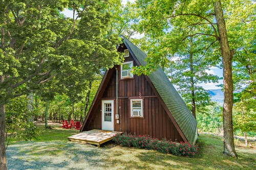 Great Views! A-Frame w Hot Tub, Grill & Fire Pit