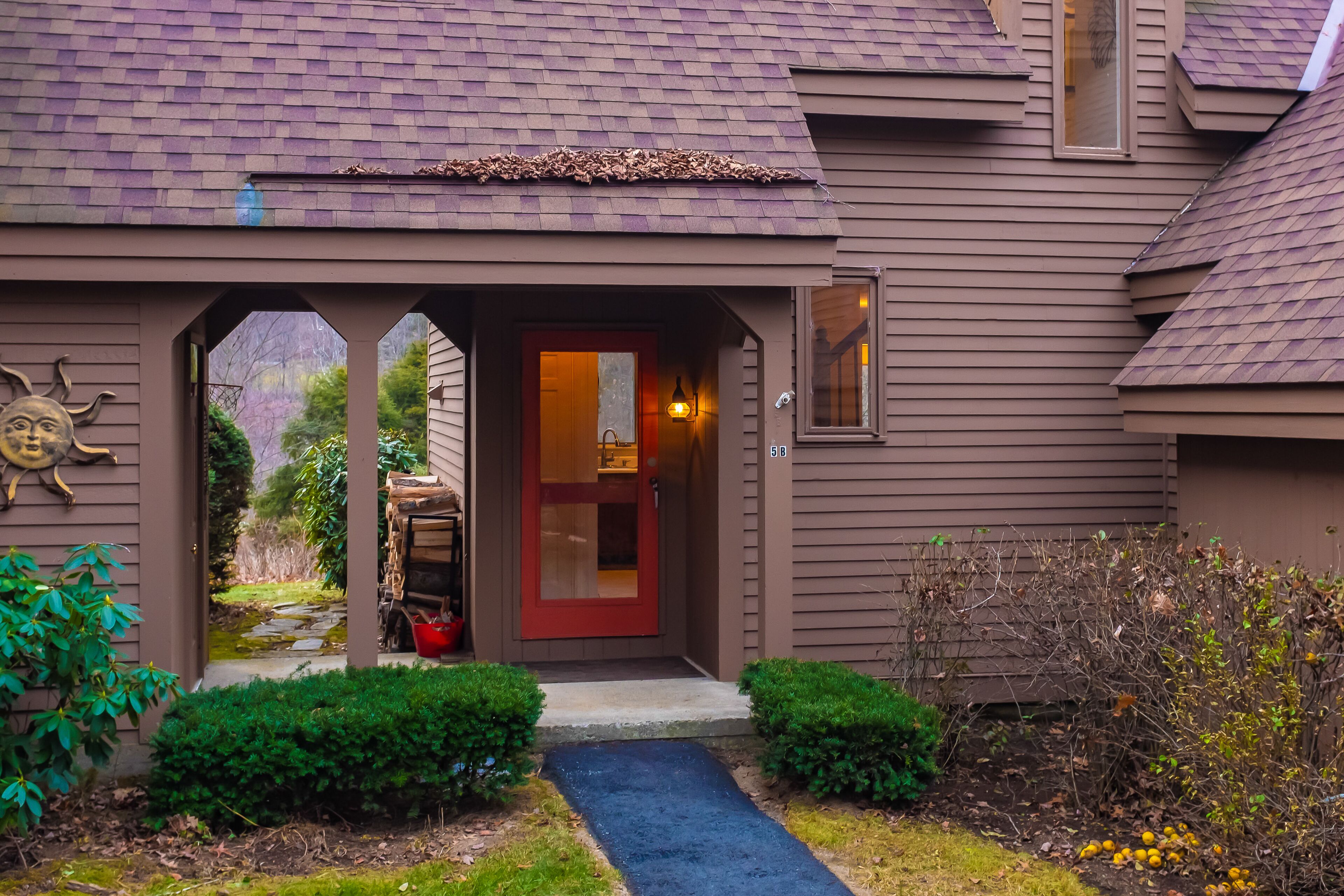 Fairway Village gem on the Quechee Golf Course - air-conditioning & fireplace in Quechee, United States