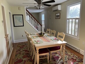 Dining - Location! Walk or bike to everything Lewes has to offer. (Lewes)