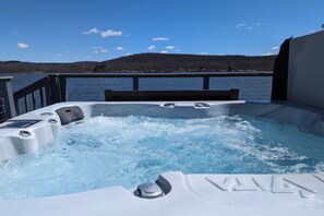 室外 SPA 浴池