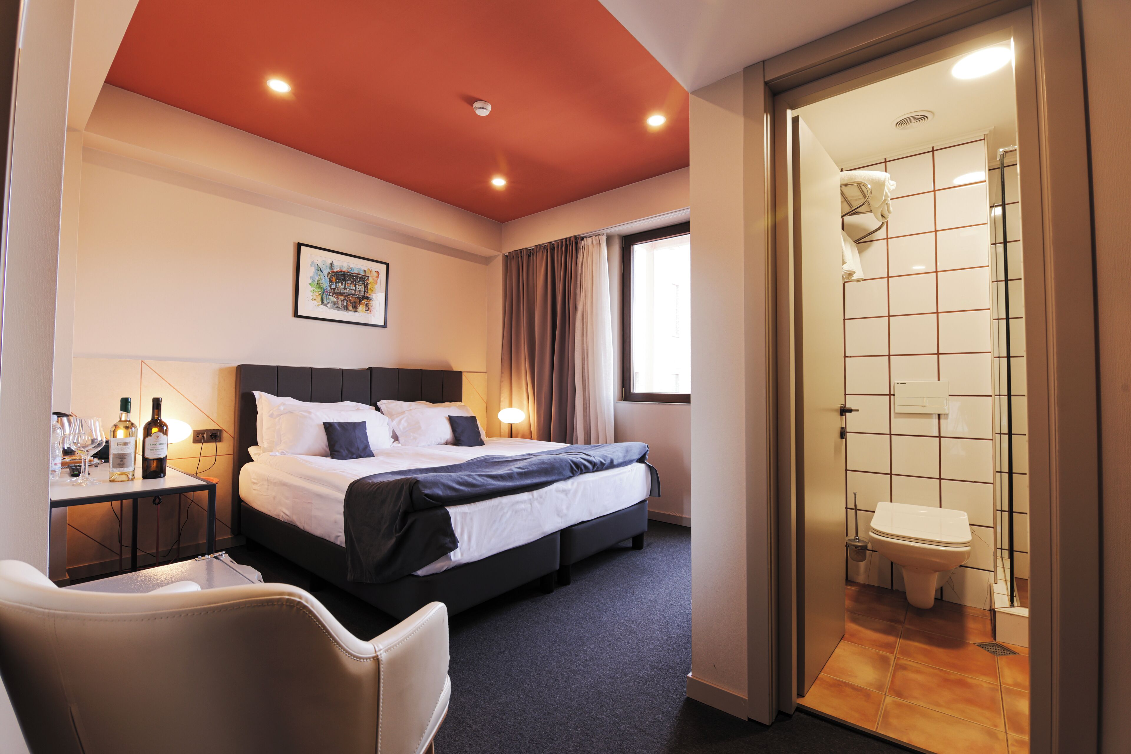 Minibar, in-room safe, desk, laptop workspace