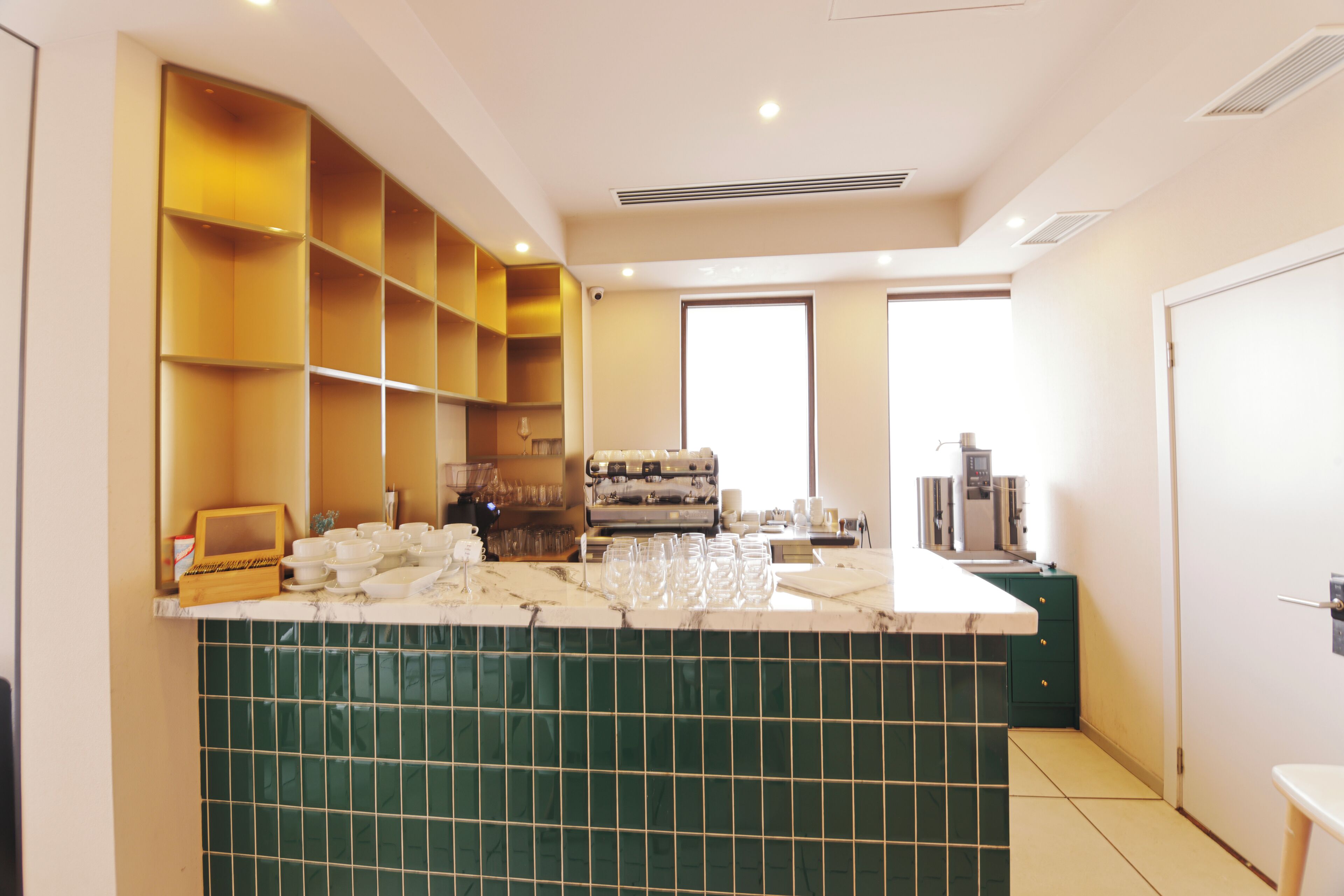 Photo - KING TAMAR HOTEL By LUXURIA HOTELS