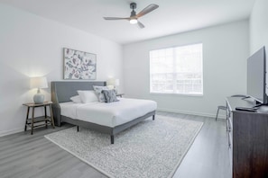 2 bedrooms, desk, iron/ironing board, free WiFi