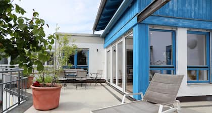 25 min to the Centre: Beautiful 140 m² flat in the South of Munich