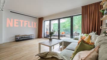 2 habitaciones, escritorio y cortinas blackout