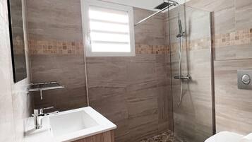Shower, toilet paper