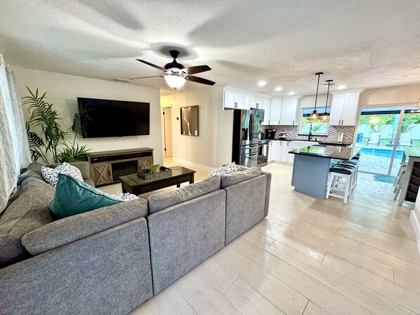 TV connectée, cheminée, médiathÚque