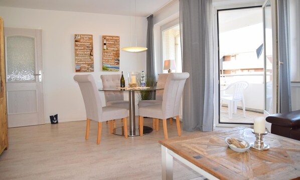 Dining - Ferienwohnung Seebrise mit Balkon am Strand (Westerland)
