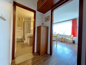 Douche, séchoir à cheveux