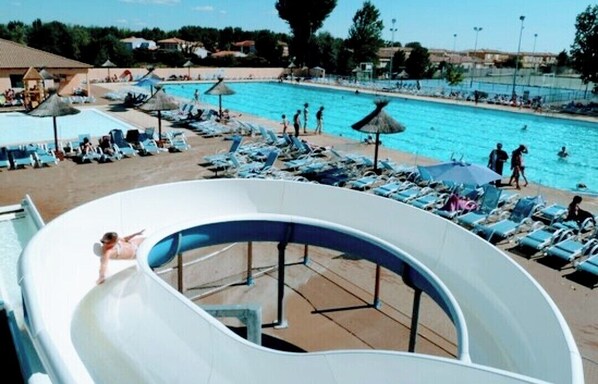 Piscine extérieure
