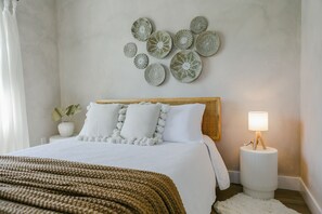 2 bedrooms, free WiFi, bed sheets, wheelchair access