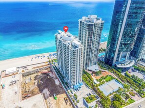 Exterior - Gorgeous Sunny Isles Beach Condo w/Balcony an Ocean View & Direct Beach Access! (Sunny Isles Beach)