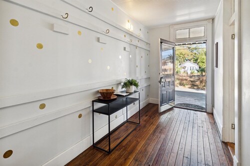 Perfect for Bachelorette & Bachelor Groups ★ Private Duplex ★ Starland District