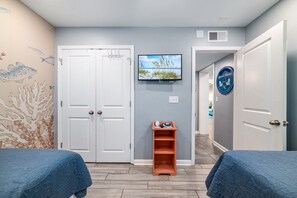 2 habitaciones, tabla de planchar con plancha y wifi gratis 