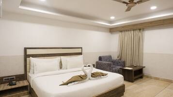 Exclusive Room | Iron/ironing board, free WiFi