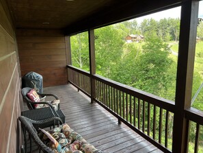 Terrace/patio - Cabin on topof the mountain great views hot tub game room and more! (Vilas)