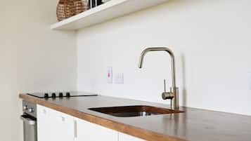 Fridge, dishwasher, cookware/dishes/utensils