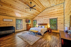 4 chambres, fer et planche à repasser, lit parapluie, Wi-Fi gratuit