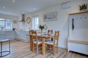 Dining - Dormy | East Ruston Cottages. Happisburgh, Norfolk (Happisburgh)