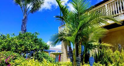 Tropical Retreat Close to Beach