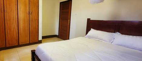 3 Schlafzimmer, kostenloses WLAN, Bettwäsche