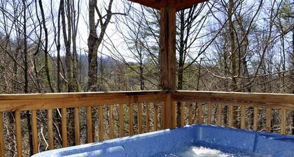 Gatlinburg Cabin Rentals - 1 Bedroom, Sleeps 4, Private, Romantic