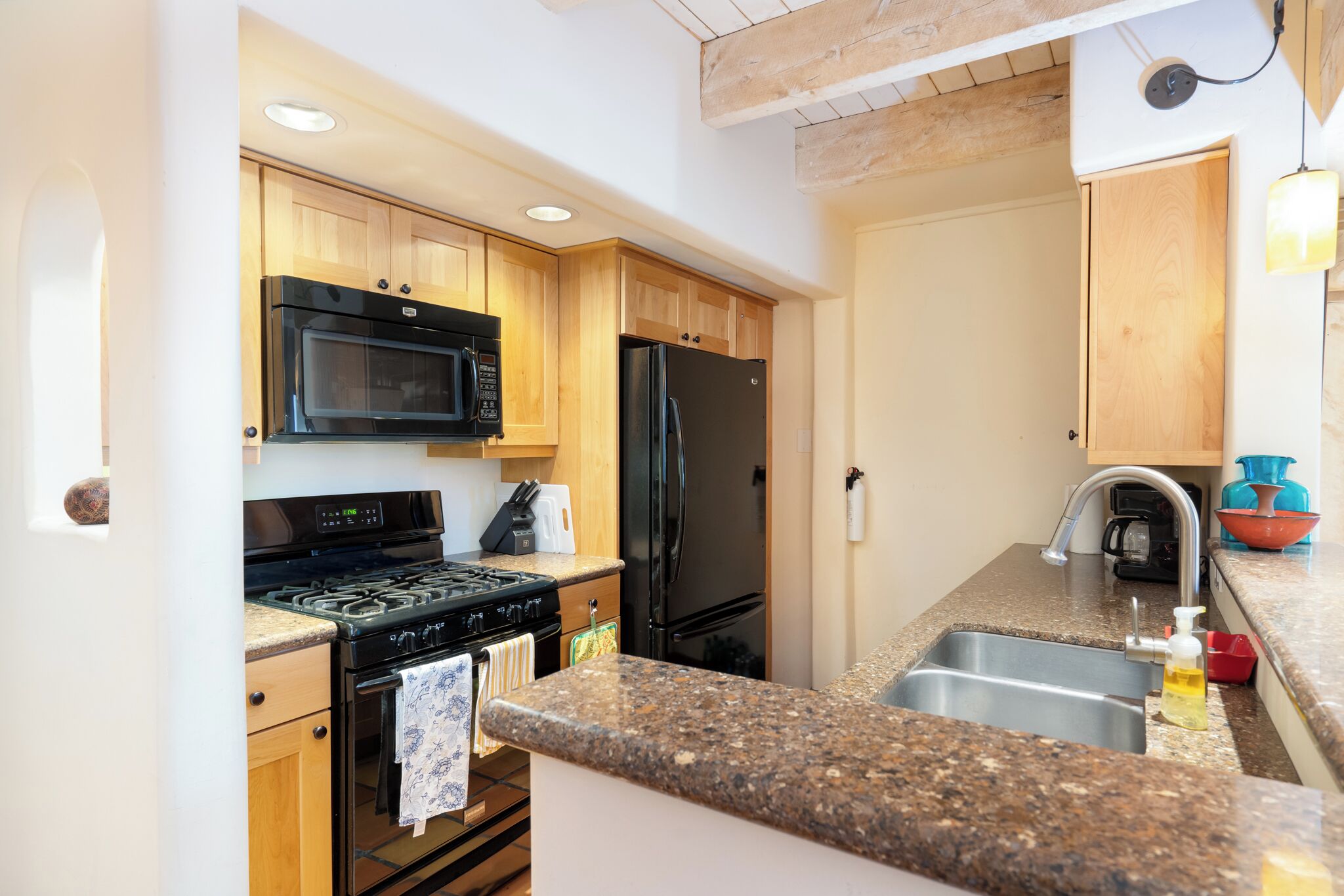 Condo (2 Bedrooms) | Property amenity