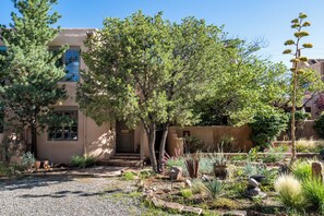 Condo (2 Bedrooms) | Property amenity - Las Brisas 24 by Kokopelli Property Management (Santa Fe)
